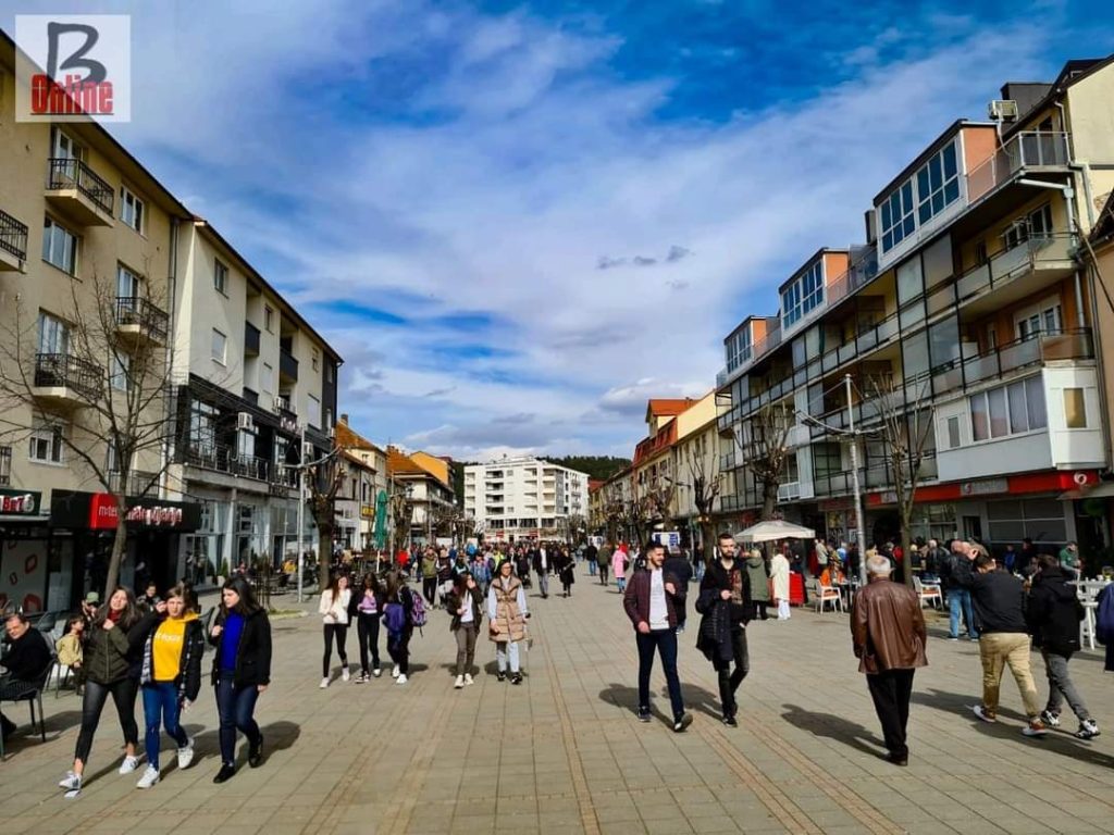 Centar grada u Berana, korzo, šetalište