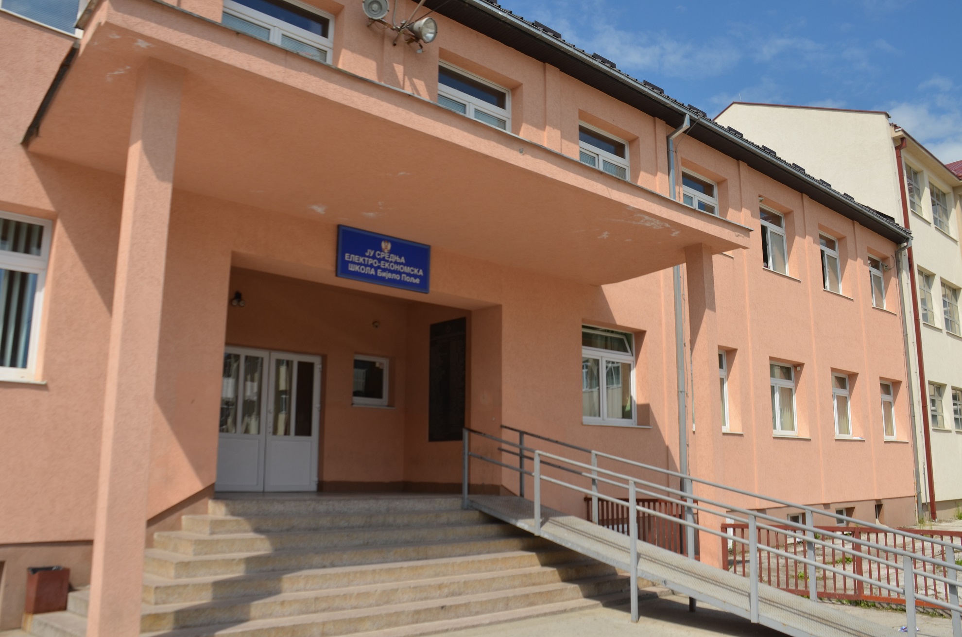 Srednja elektro-ekonomska škola u Bijelom Polju