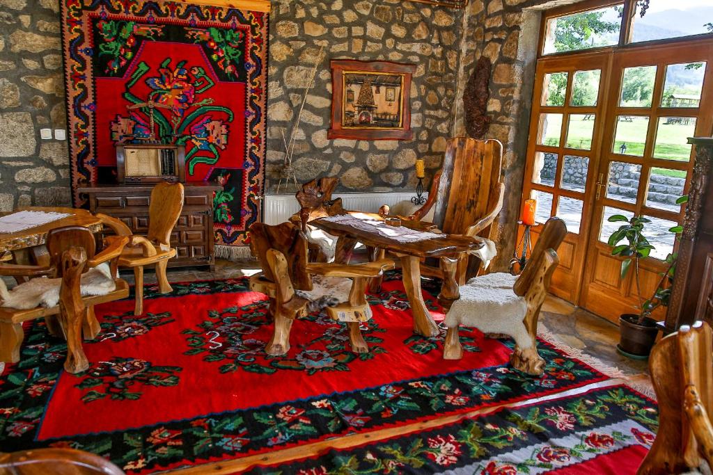 Etno selo Komnenovo restoran