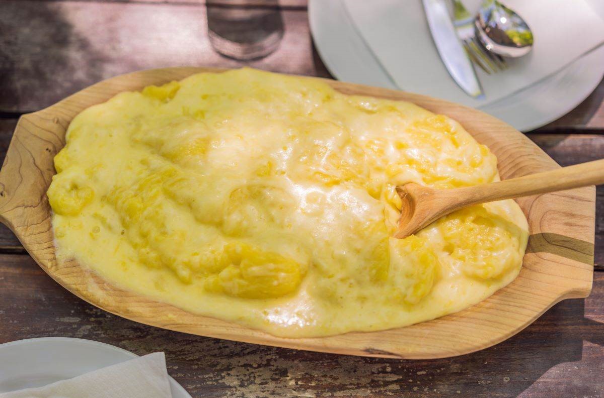 Smočani kačamak iz sela Lipovo pokraj Kolašina