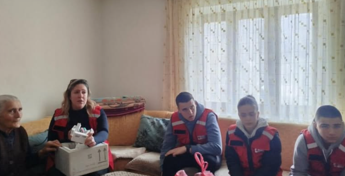 CRVENI KRST KOLAŠIN NASTAVLJA BRIGU O STARIJIMA