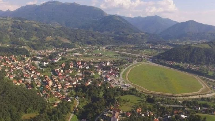 sjever-me-mojkovac-objekti-na-selu