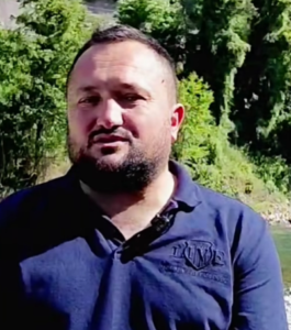 ADMIR MEKIĆ: ČUO SAM DJECU KAKO DOZIVAJU POMOĆ I BEZ RAZMIŠLJANJA POTRČAO PREMA NJIMA