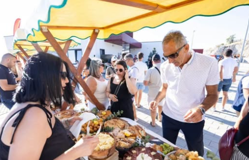BIJELO POLJE PREDSTAVLJENO NA LOVĆENU: TRADICIJA, GASTRONOMIJA I TURIZAM