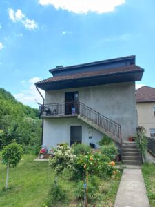 PRODAJA KUĆE – RAKONJE KOD DURMITORA